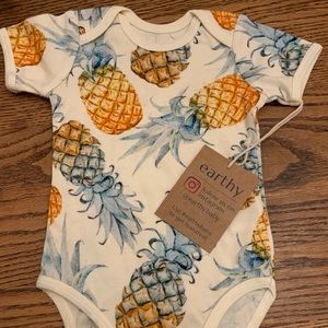 Earthy Organics 0-3 Months Bodysuit NWT